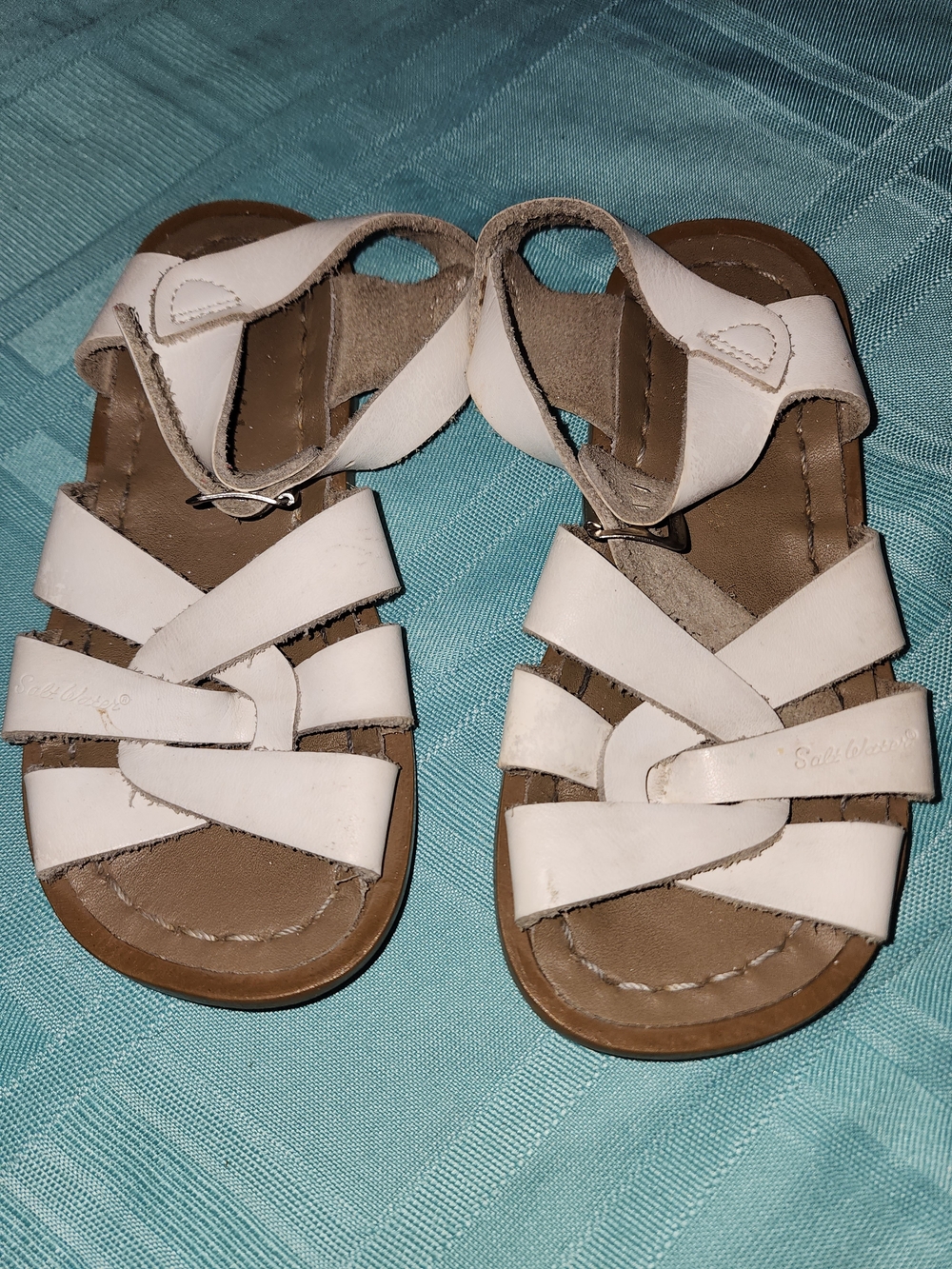 Children's White Leather Cross-Strap Saltwater Sandals with Ankle Buckle 9c